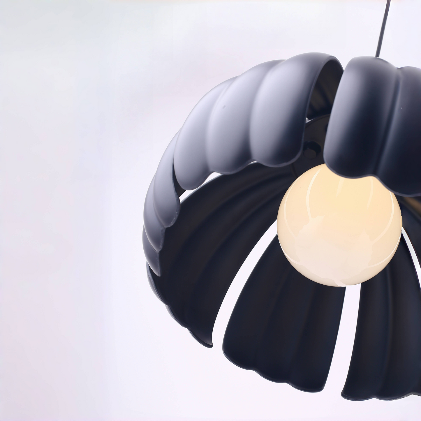 Petal Bloom Pumpkin Pendant Lamp - Black - Cavars